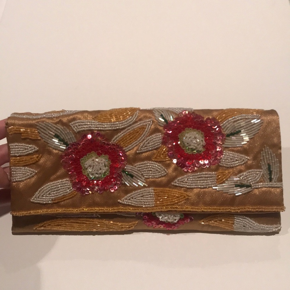 Beaded handbag